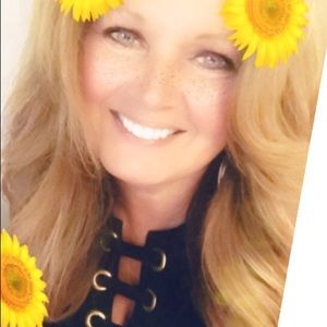 Meet your Posher, Gail